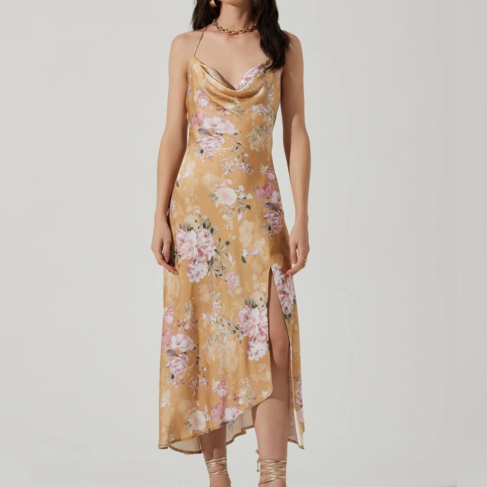 ASTR The Label Golden Gaia Floral Midi Dress w/ Slit - Size Small